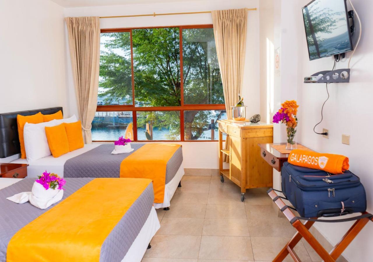 La Zayapa Hotel Puerto Baquerizo Moreno Bagian luar foto